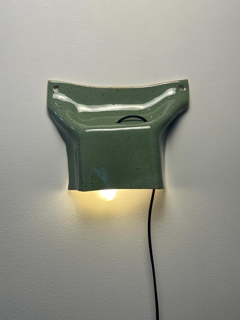 Green Plug-In Wall Sconce, Modern Ceramic Lamp, Easy-Install Lighting for Bedrooms, Living Rooms, Dining Areas, Hallways, Contemporary Light