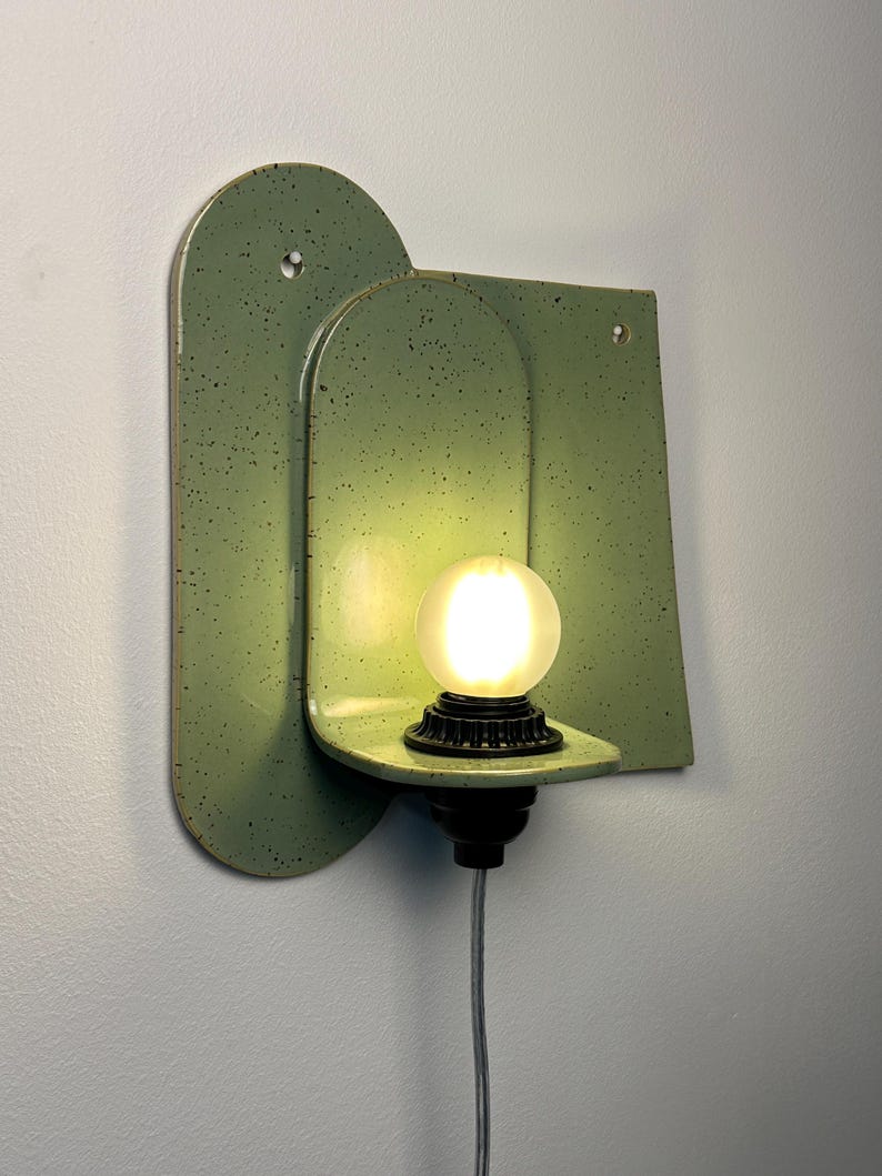 Green Plug-In Wall Sconce, Modern Ceramic Lamp, Easy-Install Lighting for Bedrooms, Living Rooms, Dining Areas, Hallways, Contemporary Light